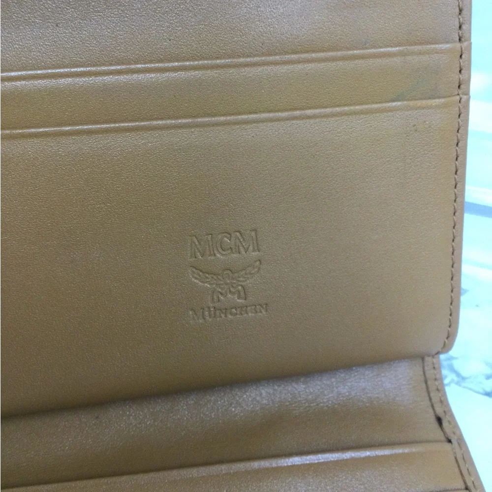 GUC MCM Brown and Coral Leather Continental Wallet